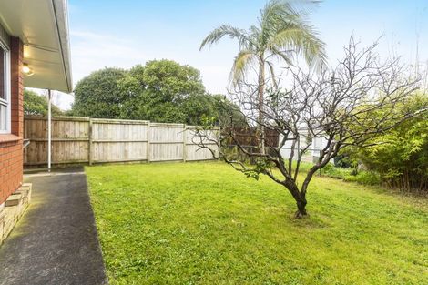 Photo of property in 5a Mckenzie Road, Mangere Bridge, Auckland, 2022