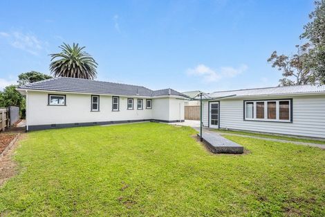 Photo of property in 12 Domain Road, Otaki, 5512