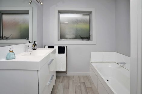 Photo of property in 40 Duke Street, Gladstone, Invercargill, 9810