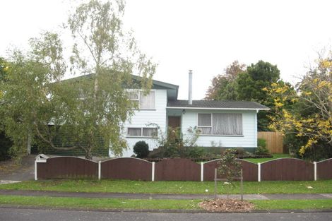 Photo of property in 4 Nan Place, Pakuranga Heights, Auckland, 2010