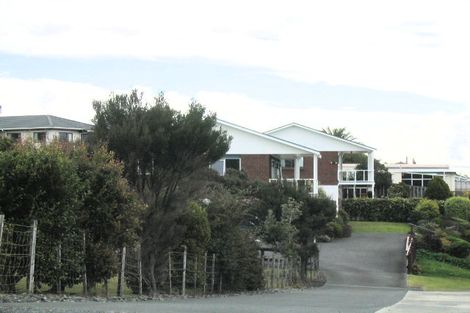 Photo of property in 3 Saint Johns Road, Coopers Beach, 0420