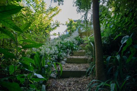 Photo of property in 33 Seaview Lane, Wainui, French Farm, 7582