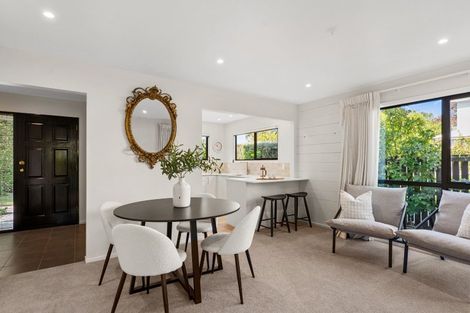 Photo of property in 115e Merivale Lane, Merivale, Christchurch, 8014