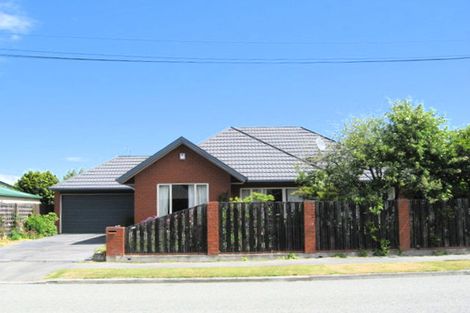 Photo of property in 23 Wittys Road, Avonhead, Christchurch, 8042