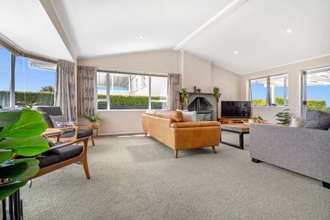 Photo of property in 25 Hillcrest Road, Otumoetai, Tauranga, 3110