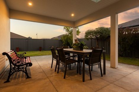 Photo of property in 37 Kapiti Drive, Poraiti, Napier, 4112