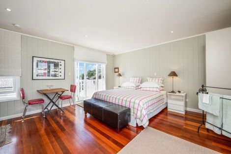 Photo of property in 117 Ladies Mile, Manly, Whangaparaoa, 0930
