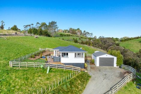 Photo of property in 484 Kanohi Road, Kaukapakapa, 0873