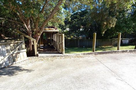 Photo of property in 50 Eugenia Rise, Totara Heights, Auckland, 2105