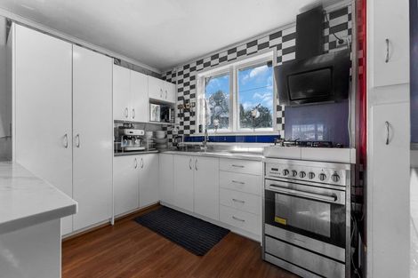 Photo of property in 1 Marybeth Place, Rosehill, Papakura, 2113