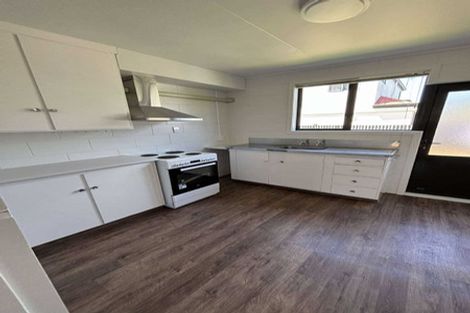 Photo of property in 2/86 Picton Avenue, Riccarton, Christchurch, 8011