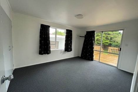 Photo of property in 24 Becker Drive, Weymouth, Auckland, 2103