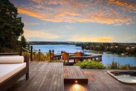 Photo of property in 33 Marae Road, Greenhithe, Auckland, 0632