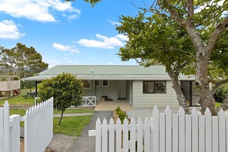 Photo of property in 407 Port Albert Road, Wellsford, 0972
