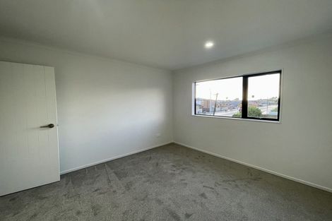 Photo of property in 65c Manuroa Road, Takanini, 2112