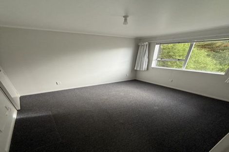 Photo of property in 163b Miromiro Road, Normandale, Lower Hutt, 5010