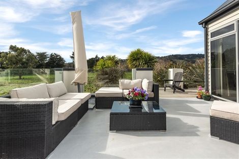 Photo of property in 40 Pentonville Close, Westmorland, Christchurch, 8025