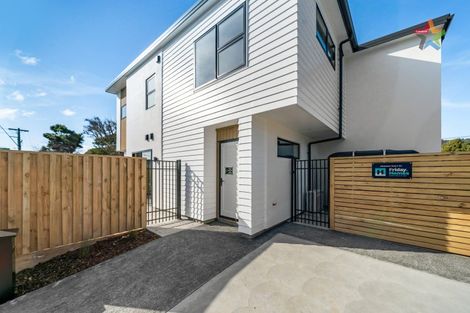 Photo of property in 380b Cambridge Terrace, Naenae, Lower Hutt, 5011