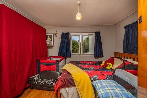 Photo of property in 111 Yorke Road, Haruru, 0204