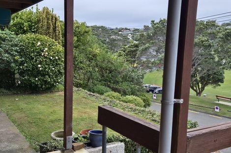 Photo of property in 39 Lucknow Terrace, Khandallah, Wellington, 6035