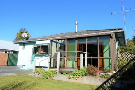 Photo of property in 105 Marlborough Street, Greymouth, 7805