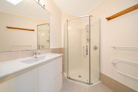 Photo of property in 12 Palmer Avenue, Glen Eden, Auckland, 0602