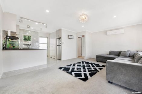 Photo of property in 49 Robertson Road, Favona, Auckland, 2024