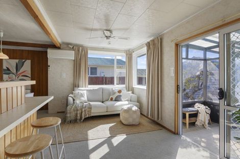 Photo of property in 46 Frensham Crescent, Woolston, Christchurch, 8062