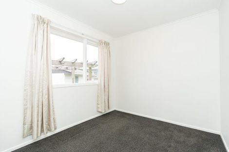 Photo of property in 77 Collins Road, Melville, Hamilton, 3206