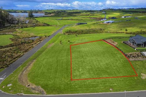 Photo of property in 2 Taha Puke Road, Okura Bush, Silverdale, 0794