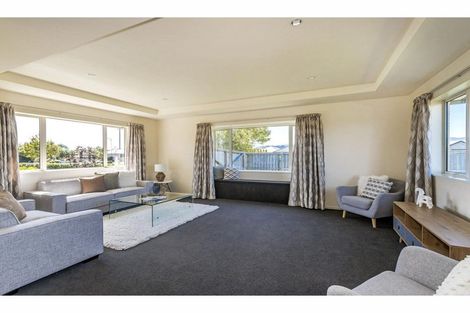 Photo of property in 1 Parklea Avenue, Halswell, Christchurch, 8025