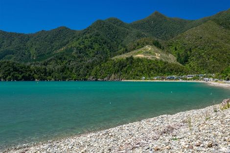 Photo of property in 2 Renata Road, Okiwi Bay, 7193