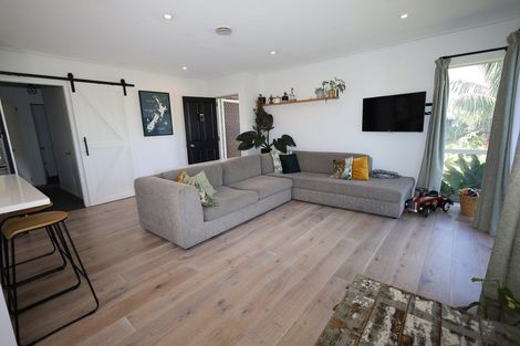 Photo of property in 5 Tui Street, Mount Maunganui, 3116