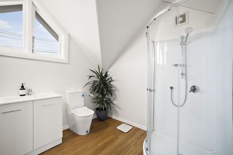 Photo of property in 14 Milne Terrace, Island Bay, Wellington, 6023