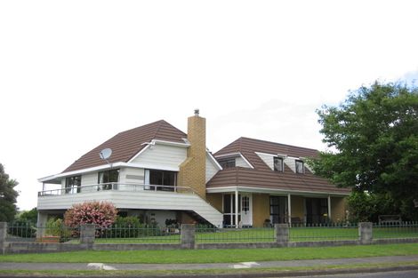 Photo of property in 8 Cherry Crescent, Pukekohe, 2120