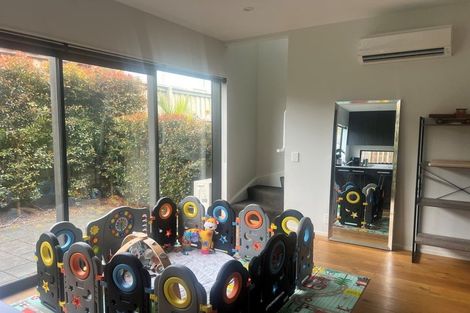 Photo of property in 21b Chippendale Crescent, Birkdale, Auckland, 0626