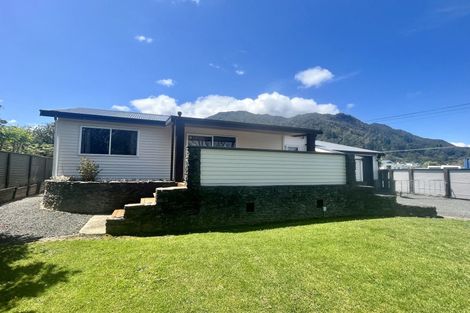 Photo of property in 8 Herries Street, Te Aroha, 3320