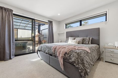 Photo of property in 132 Puhirake Crescent, Pyes Pa, Tauranga, 3112