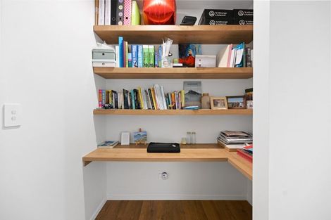 Photo of property in 402 Lake Road, Horsham Downs, 3791