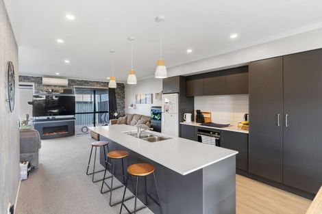 Photo of property in 16 Brian Keogh Lane, Wigram, Christchurch, 8025