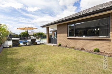 Photo of property in 11 Pohutukawa Parade, Riverhead, 0820