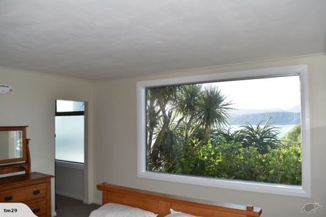 Photo of property in 20 Beere Haven Road, Seatoun, Wellington, 6022