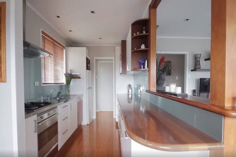 Photo of property in 5 Infidel Place, Torbay, Auckland, 0630