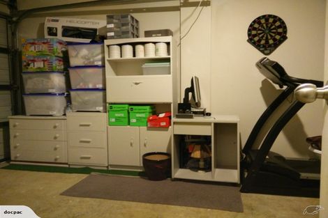 Photo of property in 16 Black Rock Road, Newlands, Wellington, 6037