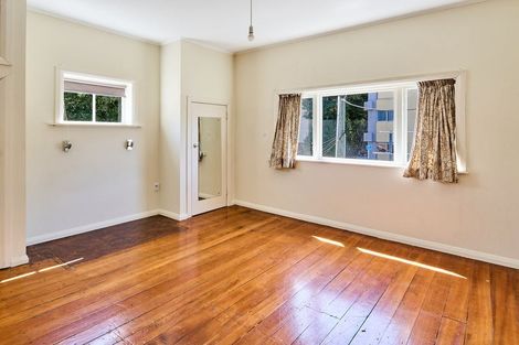 Photo of property in 81 Hill Street, Thorndon, Wellington, 6011