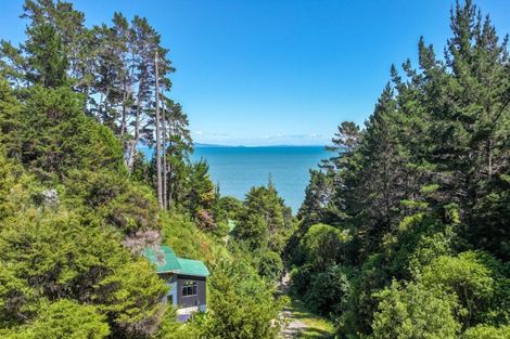 Photo of property in 122 Thames Coast Sh25 Road, Whakatete Bay, Thames, 3575