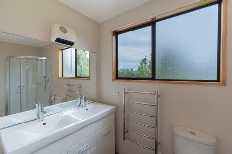 Photo of property in 12 Kowhai Drive, Darfield, 7510
