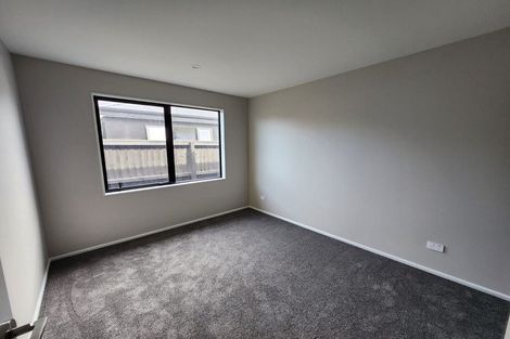 Photo of property in 35 Akoranga Place, Hornby, Christchurch, 8042