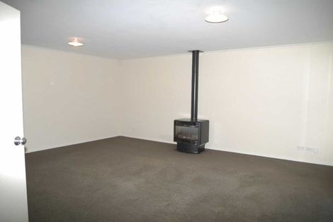 Photo of property in 5 Cascade Way, Paraparaumu, 5032