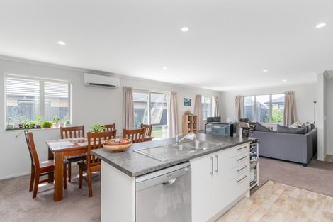 Photo of property in 38 Karere Avenue, Marshland, Christchurch, 8083